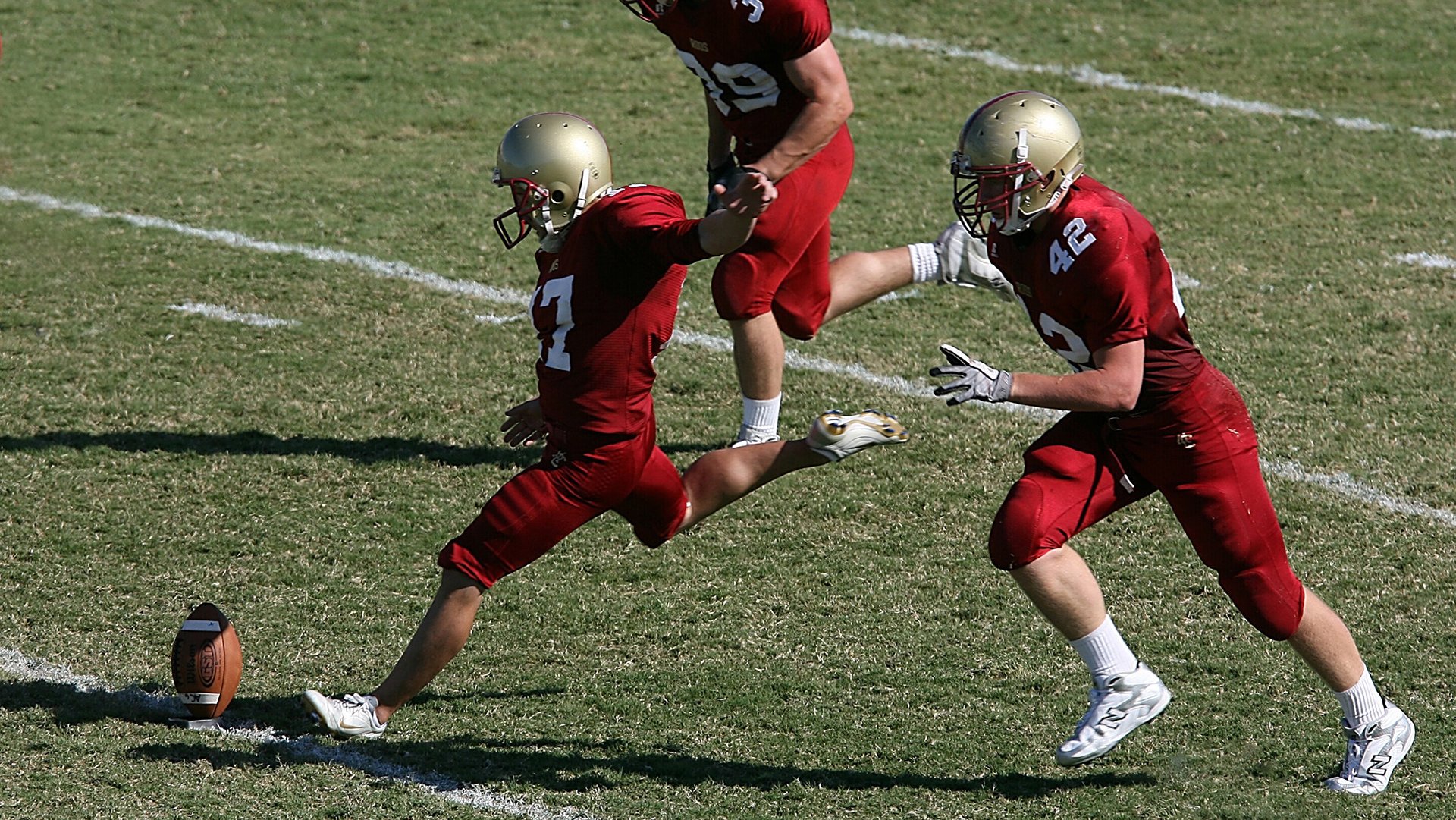 开云·体育官网APP下载-校园足球建立防伤机制提高训练安全管理水平，校园足球工作保障机制